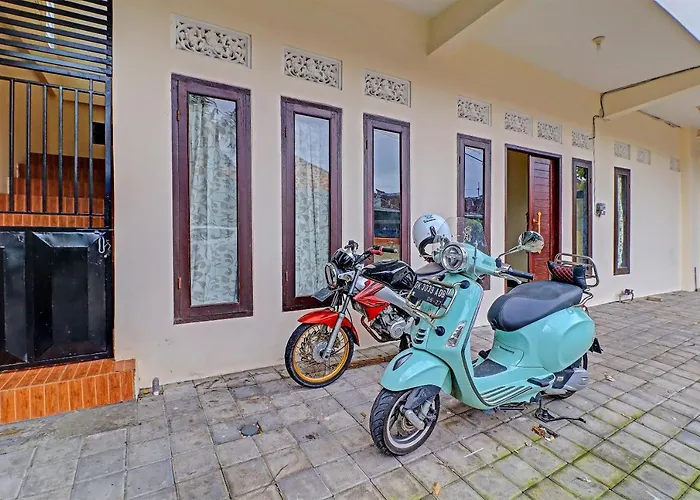 Hotel Oyo 91864 Holistic 2*