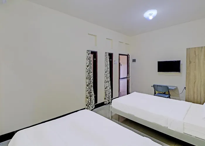 Hotel Oyo 91864 Holistic 2*